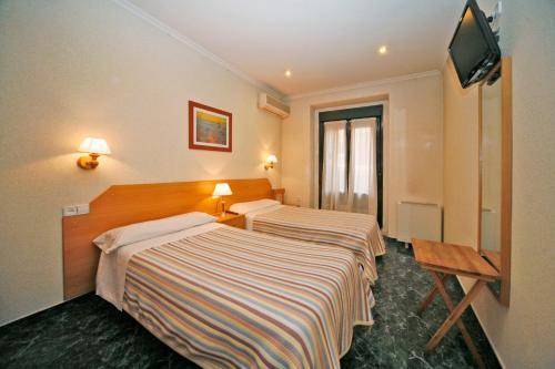 Hostal Prim Madrid Exterior photo