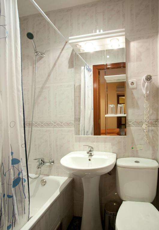 Hostal Prim Madrid Room photo