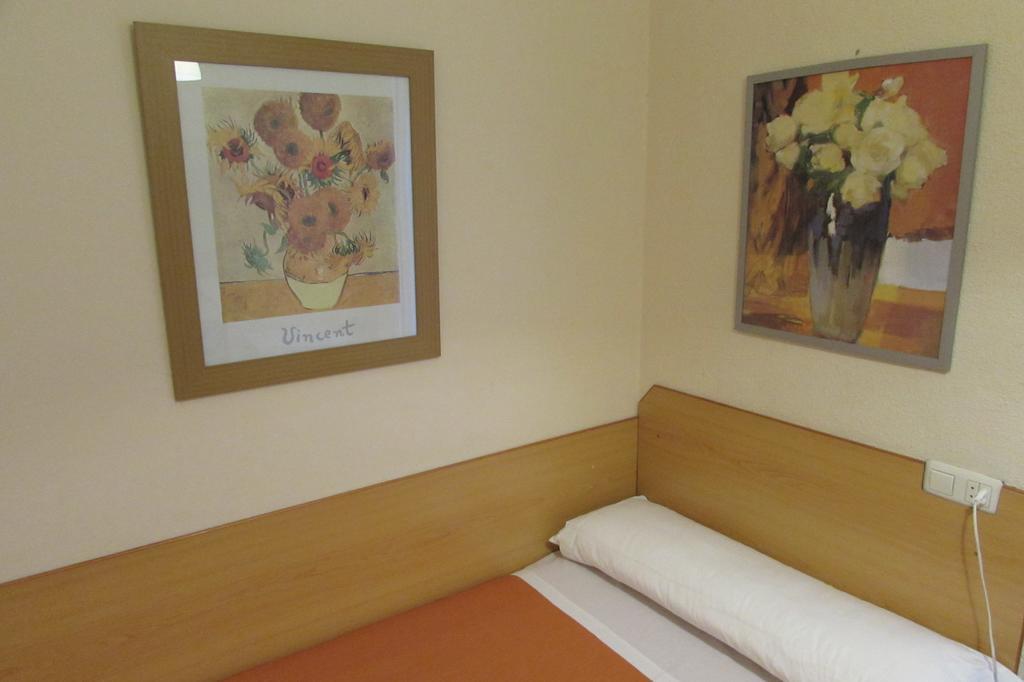 Hostal Prim Madrid Exterior photo