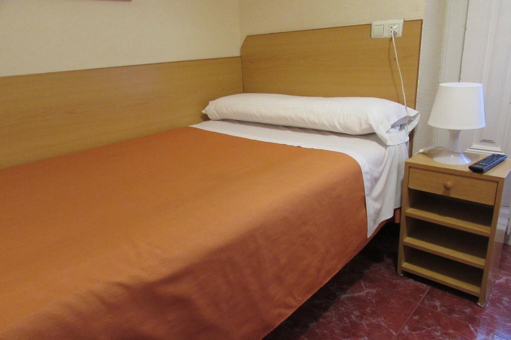 Hostal Prim Madrid Exterior photo
