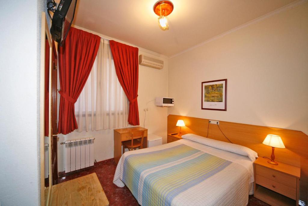 Hostal Prim Madrid Exterior photo