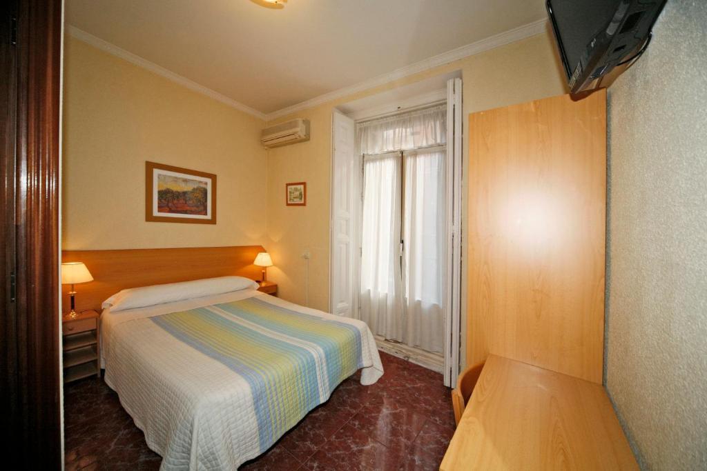 Hostal Prim Madrid Exterior photo